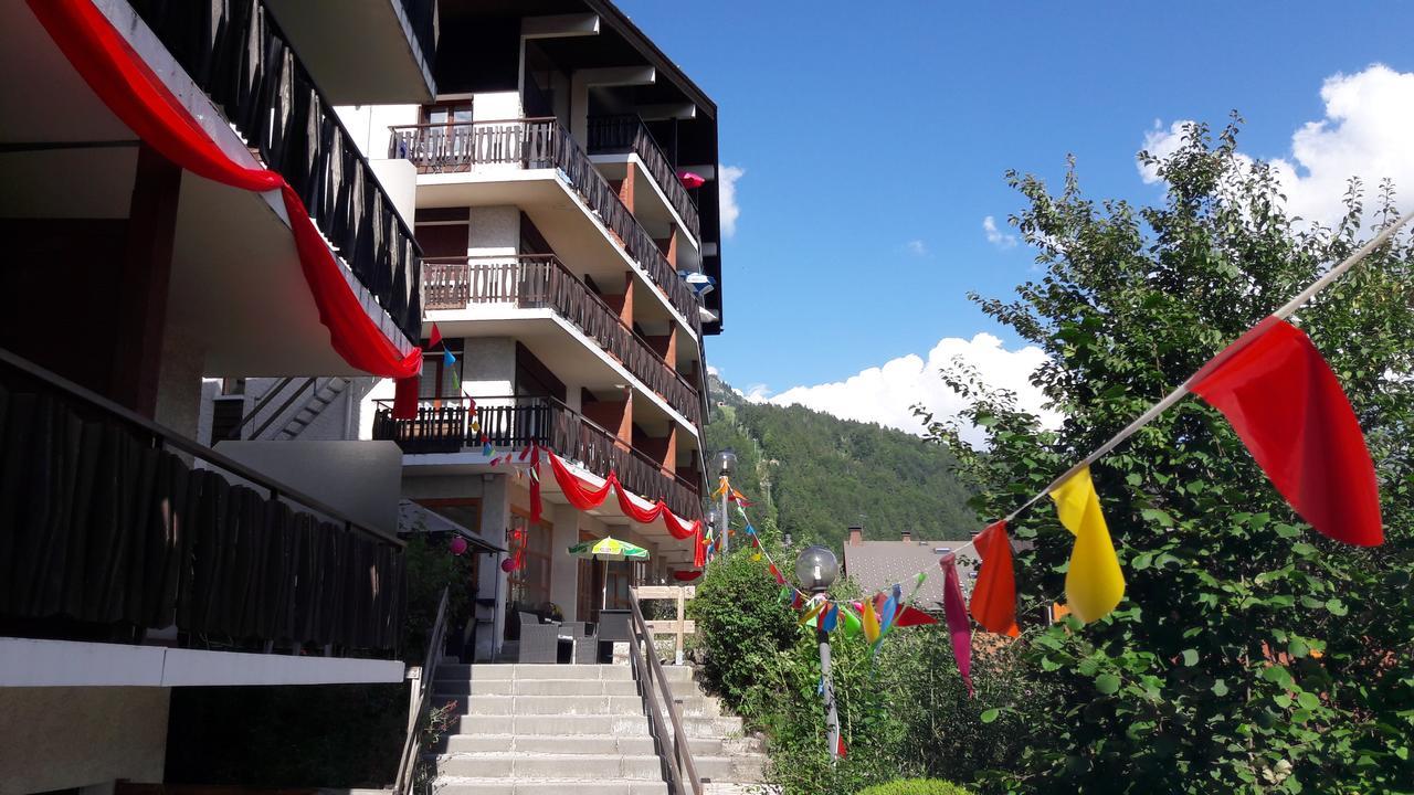 Village Vacances Le Savoy Le Grand-Bornand Exteriör bild